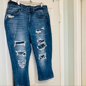 Judy blue denim skinny fit capris. 14w.